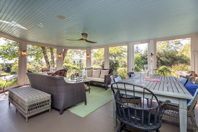 Foto del edificio - 4 Juniper Ledge Ln