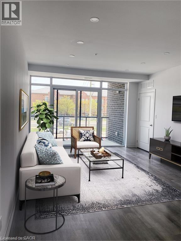 Building Photo - 5 Hamilton St N