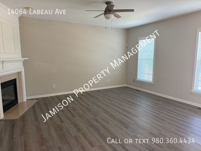 Building Photo - 14064 Labeau Ave
