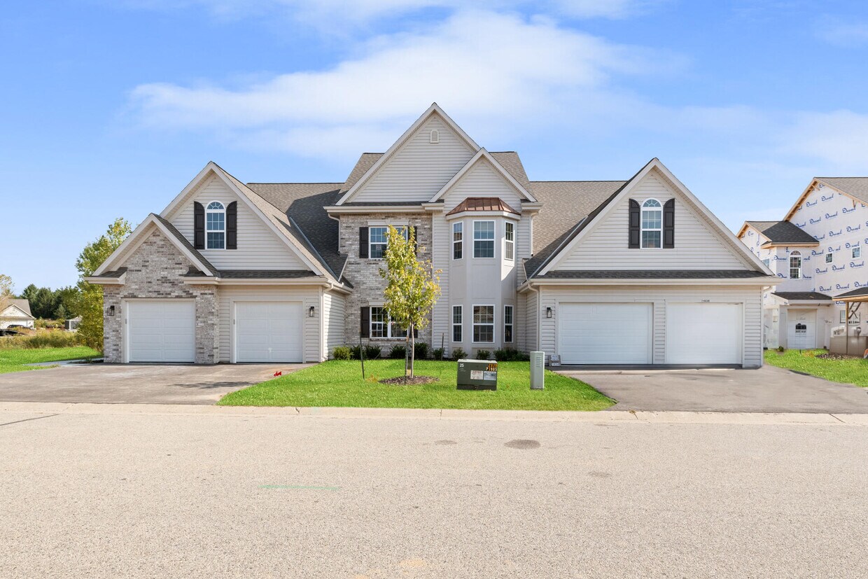 Foto principal - 1881 Woodland Way
