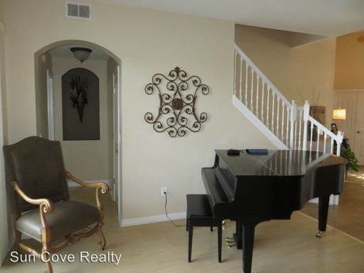 Building Photo - 6113 Cognac Cir