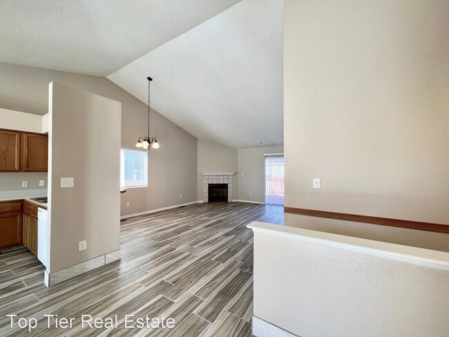 Building Photo - 5 br, 3 bath House - 817 Marshall Drive