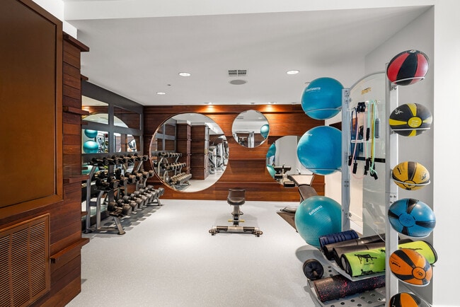 Community Fitness Center | Elan Huntington Beach | Luxury Apartments Huntington Beach CA - Elan Huntington Beach