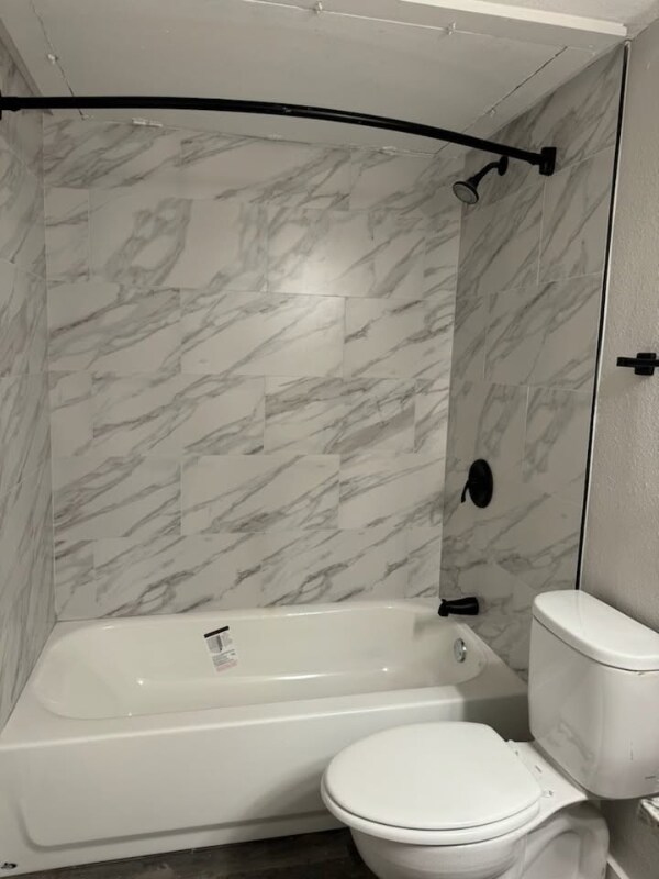 Foto del edificio - 13455 Kit Ln