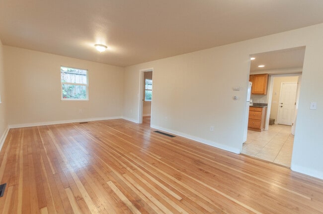 Photo - Charming 2-Bedroom, 2-Bathroom House on So...