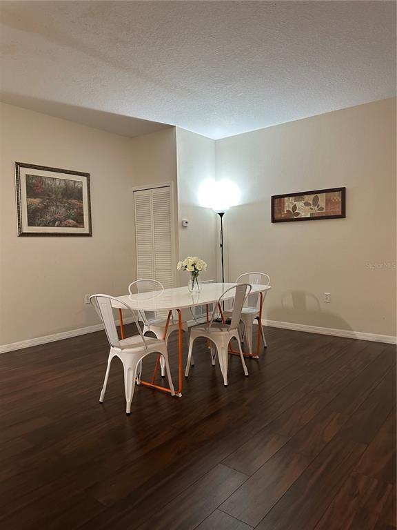 Building Photo - 3123 Sun Lake Ct