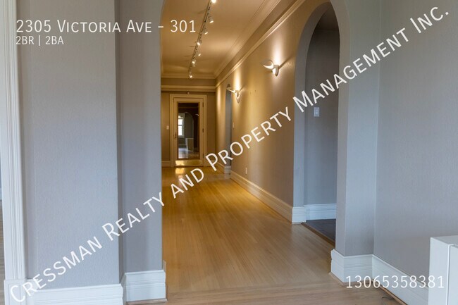 Photo du bâtiment - Beautiful 2 bed, 2 Bath apartment located Downtown Regina
