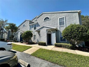 Building Photo - 1610 Columbia Arms Cir