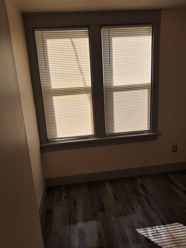 Foto del edificio - 3737N10thM