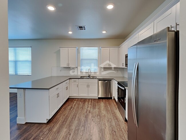 Building Photo - 21399 S 231st Way