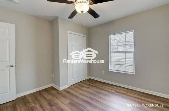 Building Photo - Remodeled duplex for lease near Downtown