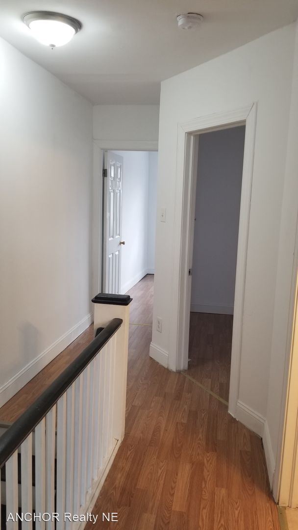 Foto del edificio - 3 br, 1 bath House - 1639 S Wilton St