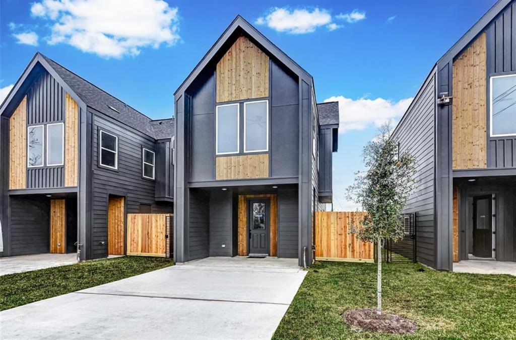 Foto principal - 8006 Sunbury St