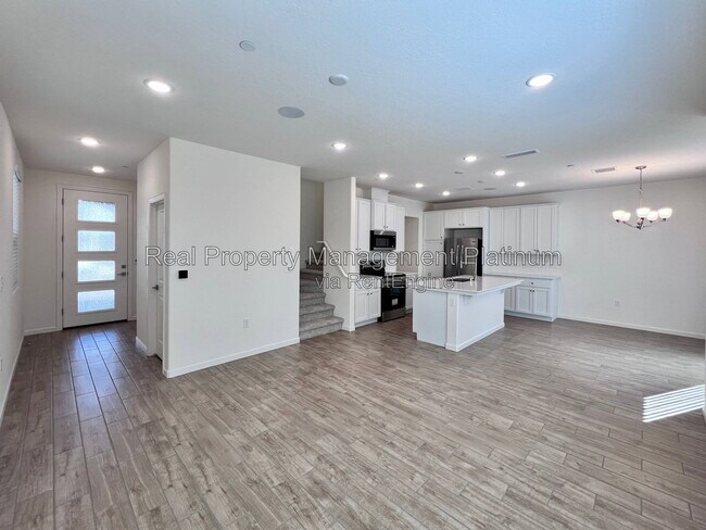 Foto del edificio - 1526 Woodhill Ln