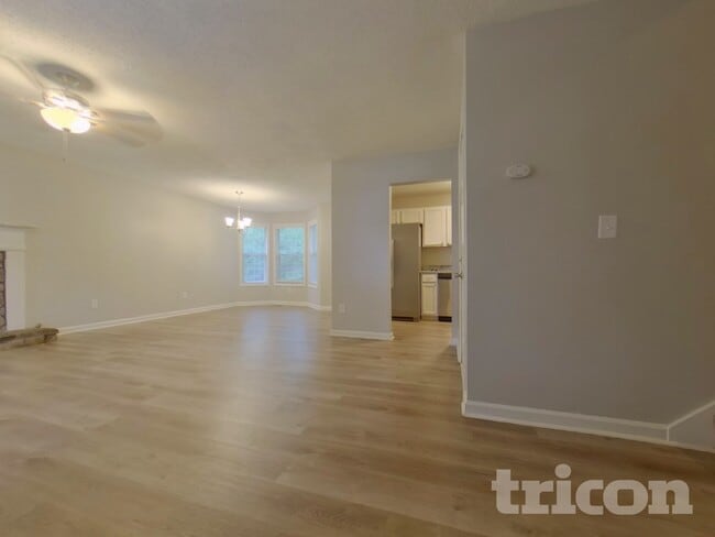 Building Photo - 104 Ivy Trace Ln