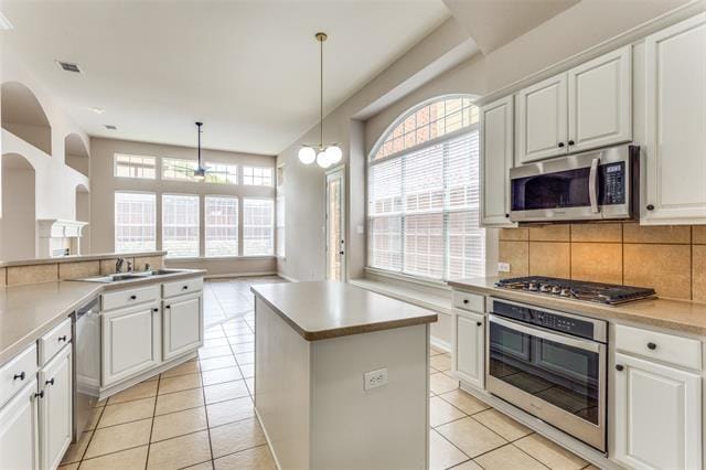 Building Photo - 4200 Sharondale Dr