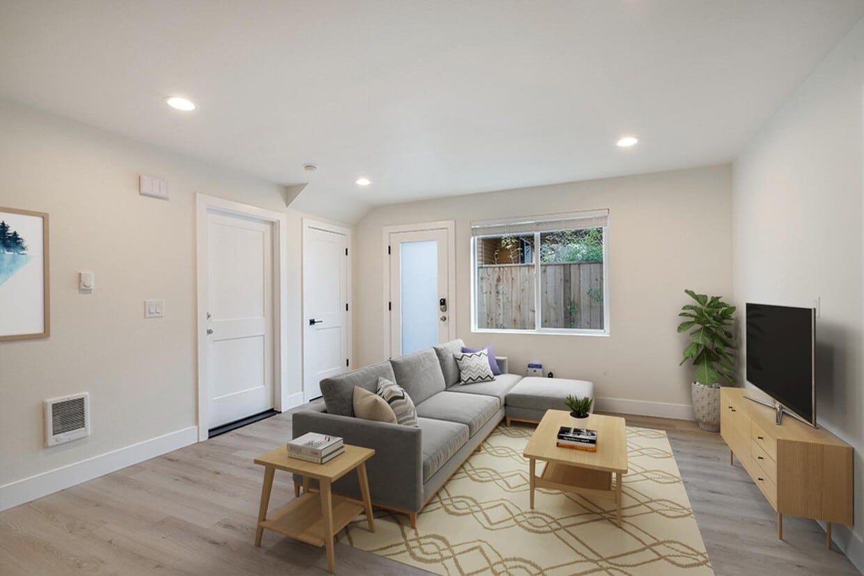 Primary Photo - Modern University Park apartment by UP & Cathedral Park