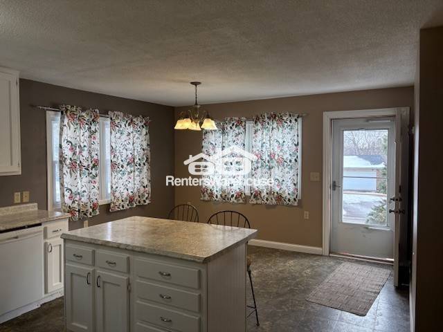 Foto del edificio - 601 Labore Rd