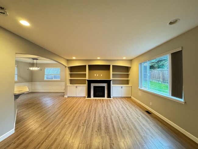 Foto del edificio - Spacious Home for Rent in Bothell, WA!