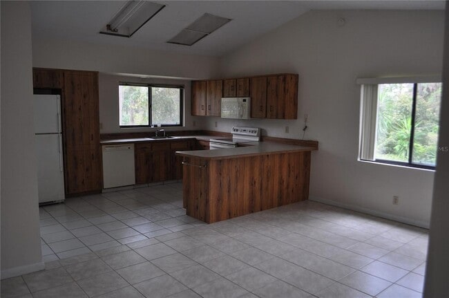 Foto del edificio - 127 Persimmon Dr