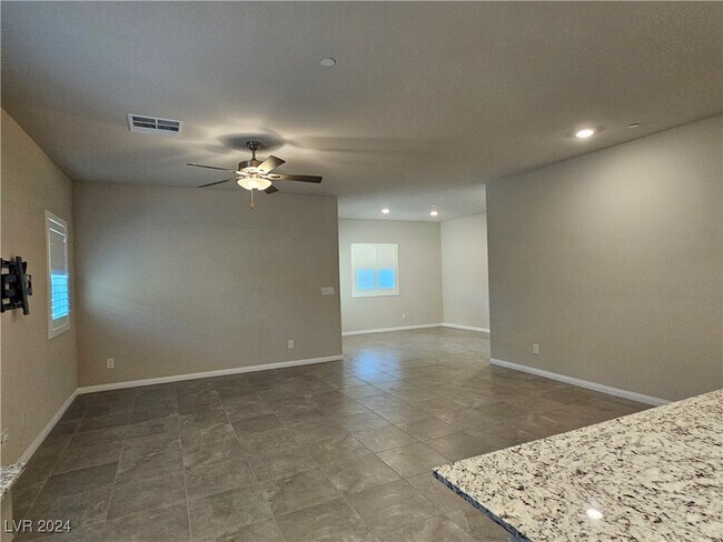 Foto del edificio - 12772 Silver Queen St