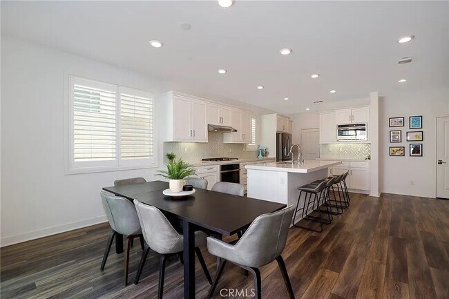 Foto del edificio - 12329 Primrose Ave