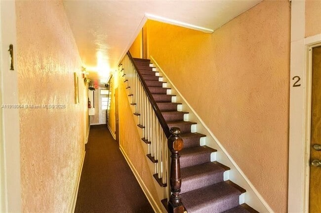 Foto del edificio - 514 Palermo Ave