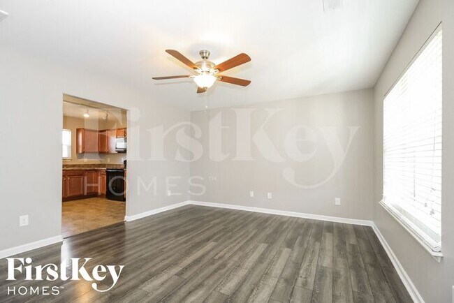 Foto del edificio - 4295 Kendall Farms Way