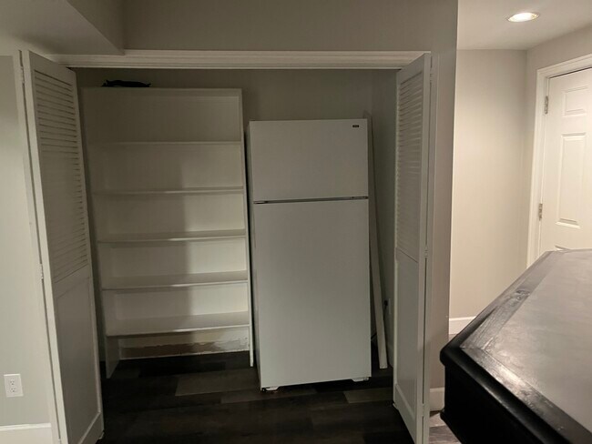 Building Photo - 760 N 100 W