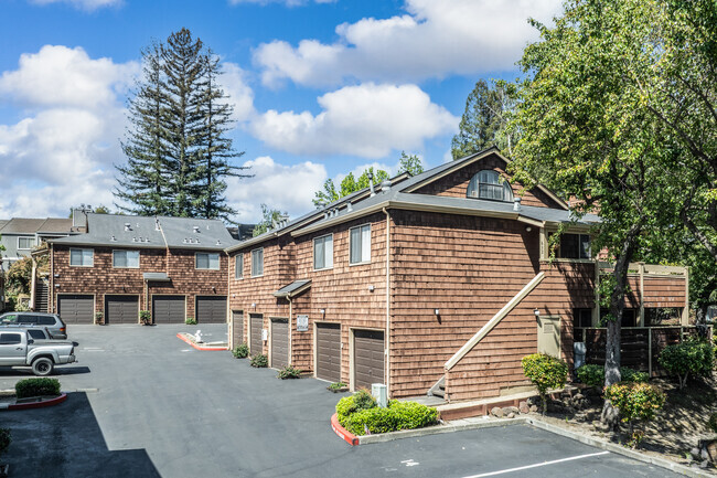 exterior - Parkvue Apartments