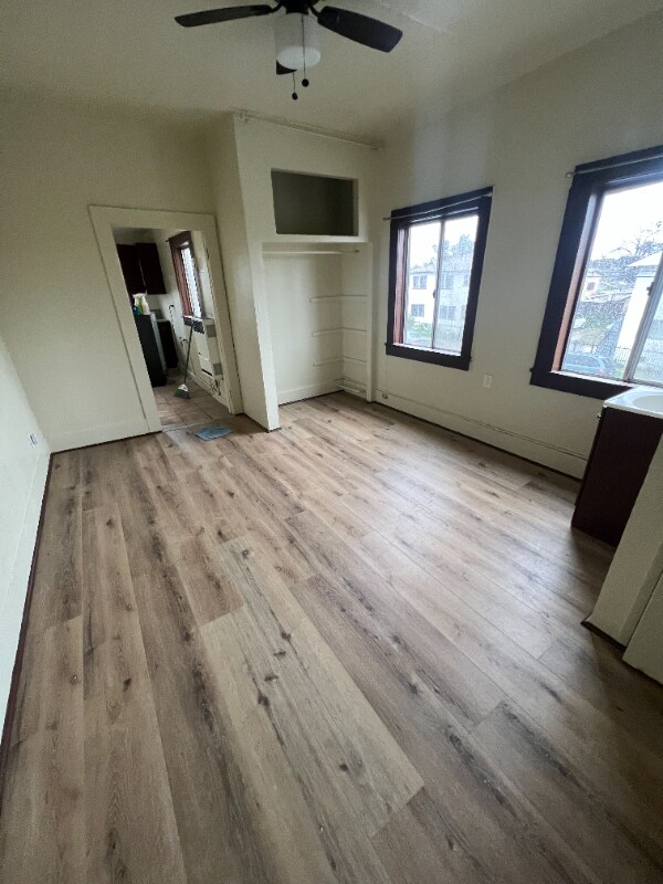 Primary Photo - 1251 E 59th Pl
