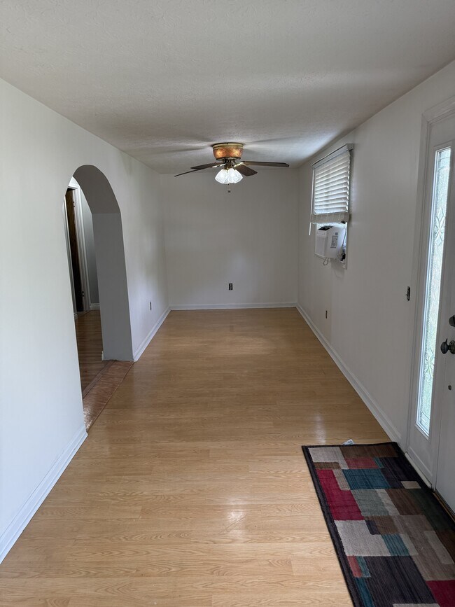 Foto del edificio - 225 Daniel St