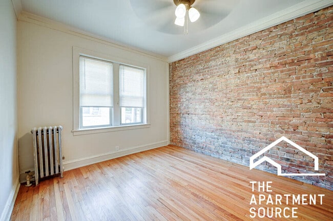 Building Photo - 2840 N Whipple St