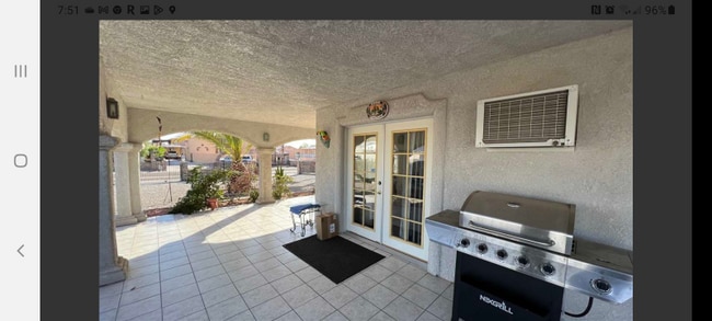 Foto del edificio - 13818 E 52nd St