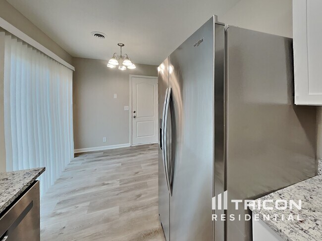 Building Photo - 7208 Riverwalk Boulevard Murfreesboro TN