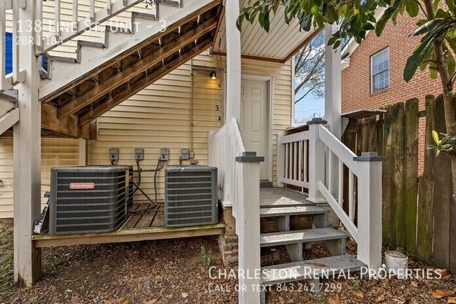 Building Photo - 138 Line St