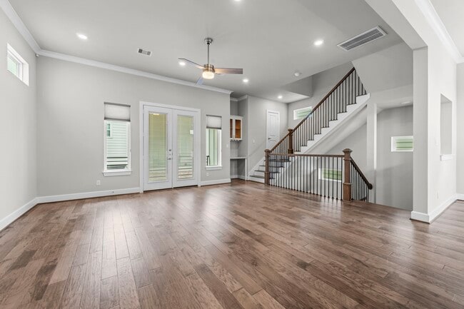 Building Photo - 954 Fisher St