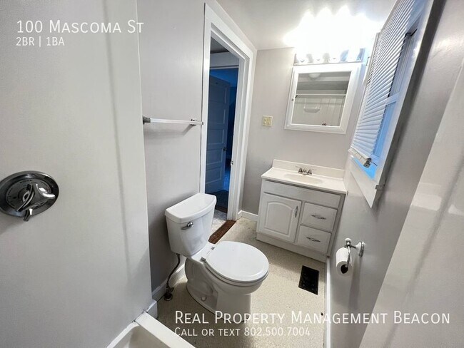Building Photo - 2 BR/1 BA $2200 plus utilities