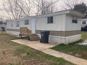 Building Photo - 106 Pecan Grove Cir