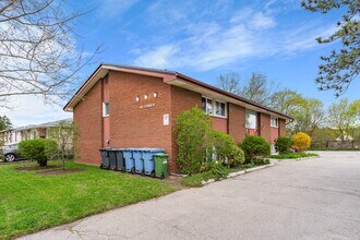 Building Photo - 111 Conroy Cres