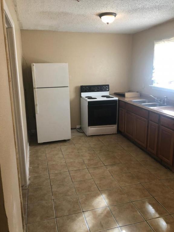 Foto principal - 151 PINEWOOD CT