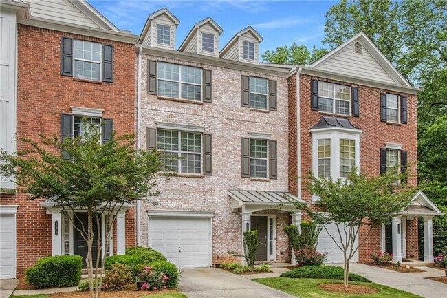 Building Photo - 624 Coligny Ct