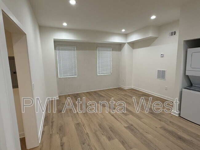 Photo - 750 Cascade Pl SW Apartment