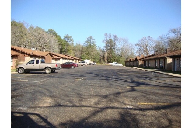 Primary Photo - Holly Hill