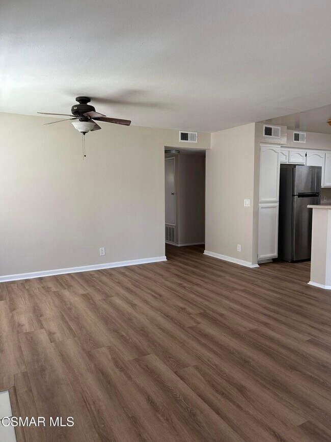 Foto del edificio - 3376 Holly Grove St