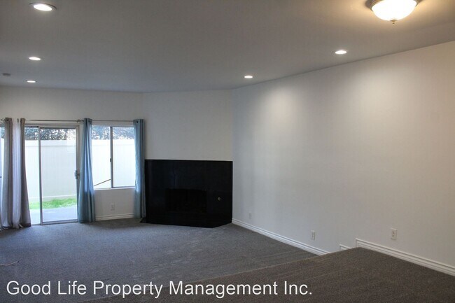 Building Photo - 3 br, 2 bath House - 8759 Gilman Drive Unit B