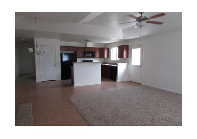 Foto del edificio - 2456 Hannah Ln
