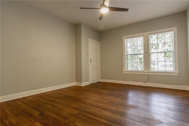 Building Photo - 3304 Tom Green St