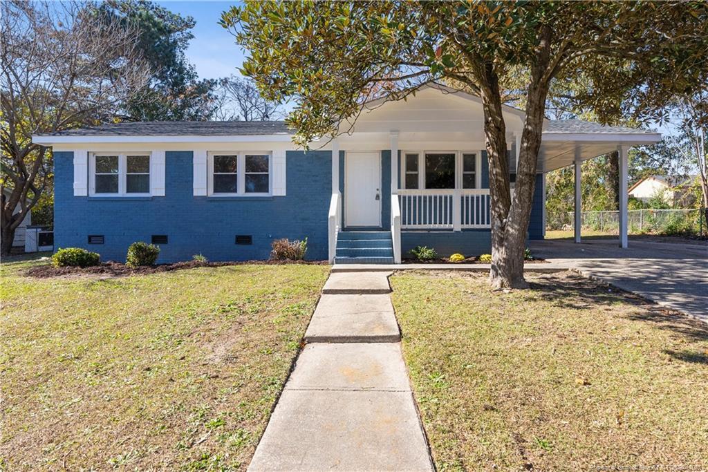 Foto principal - 6117 Conaway Dr