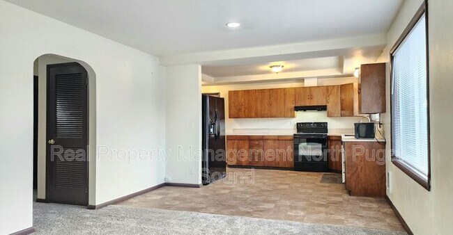Building Photo - 4105 172nd St NE
